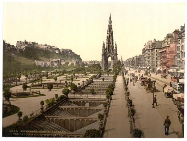 Princess street, the castle and scott monument, edinburgh