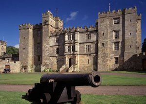 castlefront2