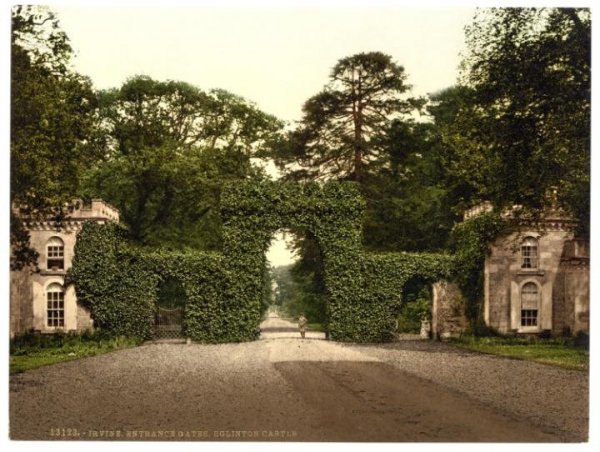 the entrance to Englinton Castle, now abandoned