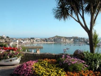 tregenna-castle-estate-st-ives_120620141557328792